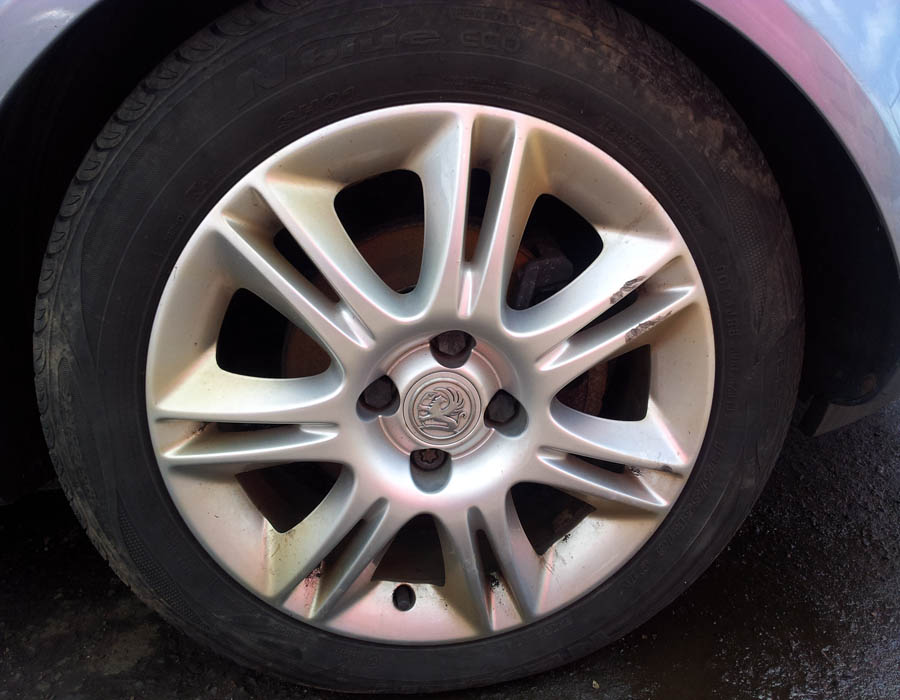 Vauxhall Corsa Design alloy-wheel-set